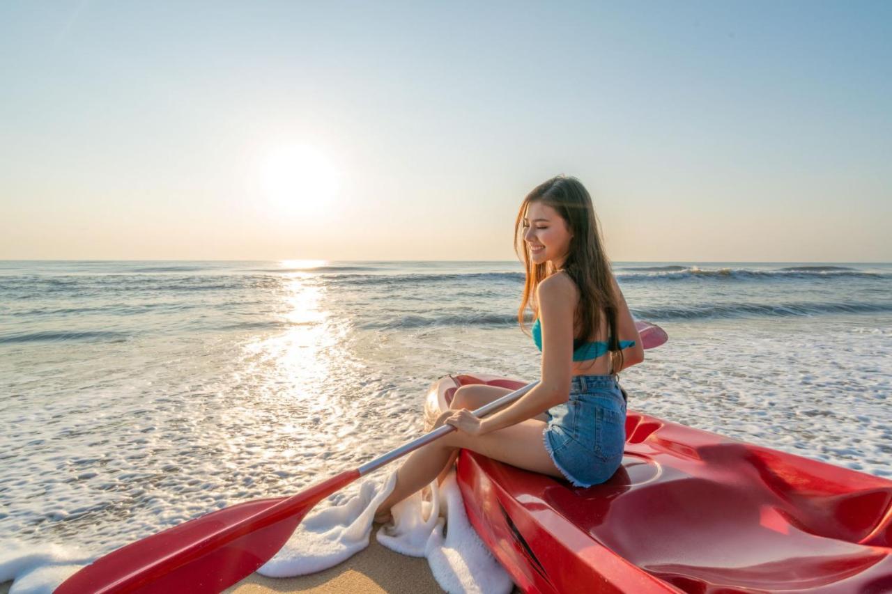 Seanery Beach Resort Bang Saphan Exterior foto